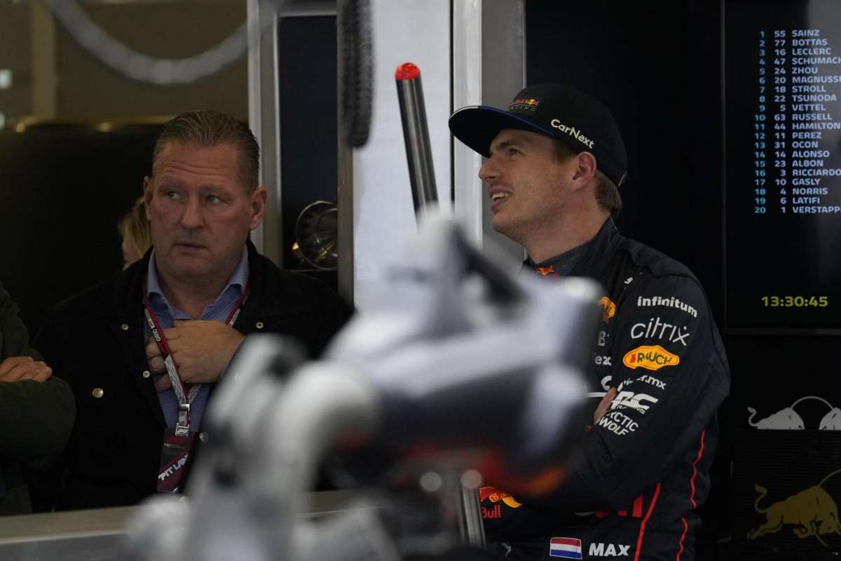 Red Bull, Jos Verstappen scarica Horner: "È lui il problema"