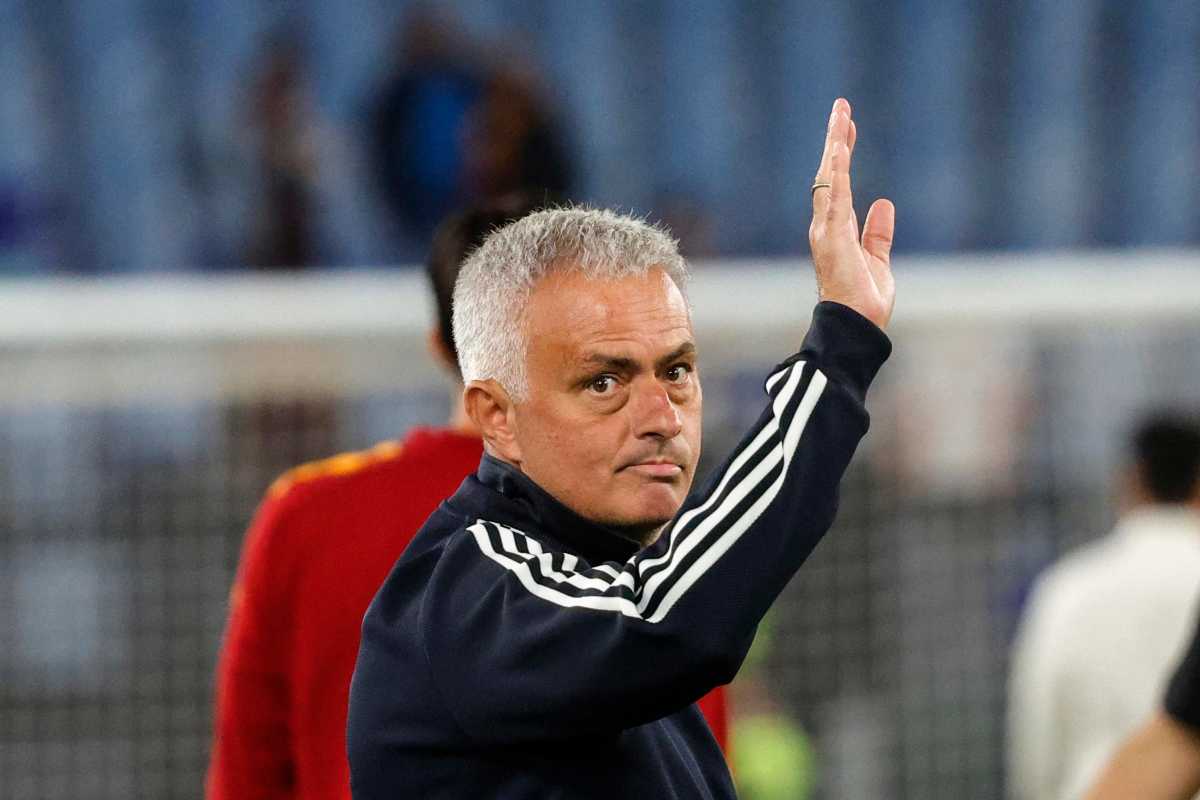 Asse caldo tra Rome e Inter: a Mourinho piace lo scambio Spinazzola-Gosens