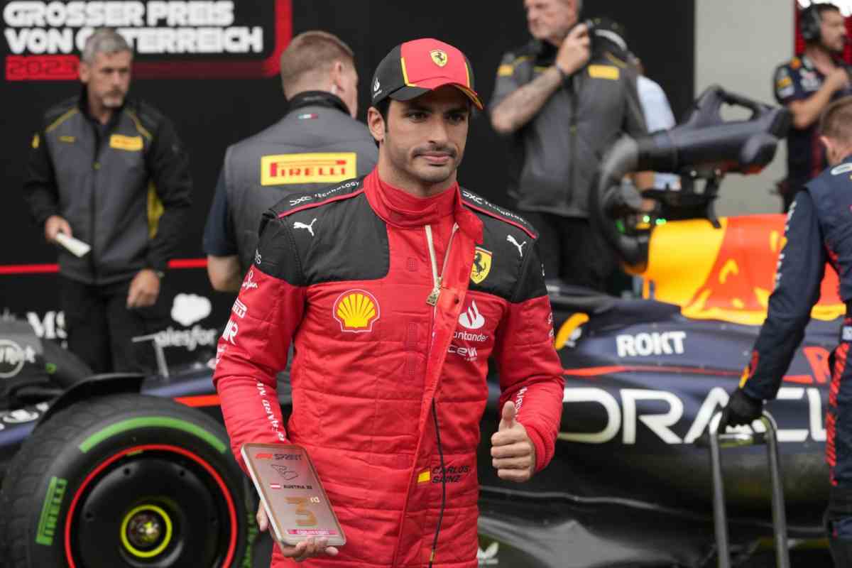 Carlos Sainz lascia la Ferrari