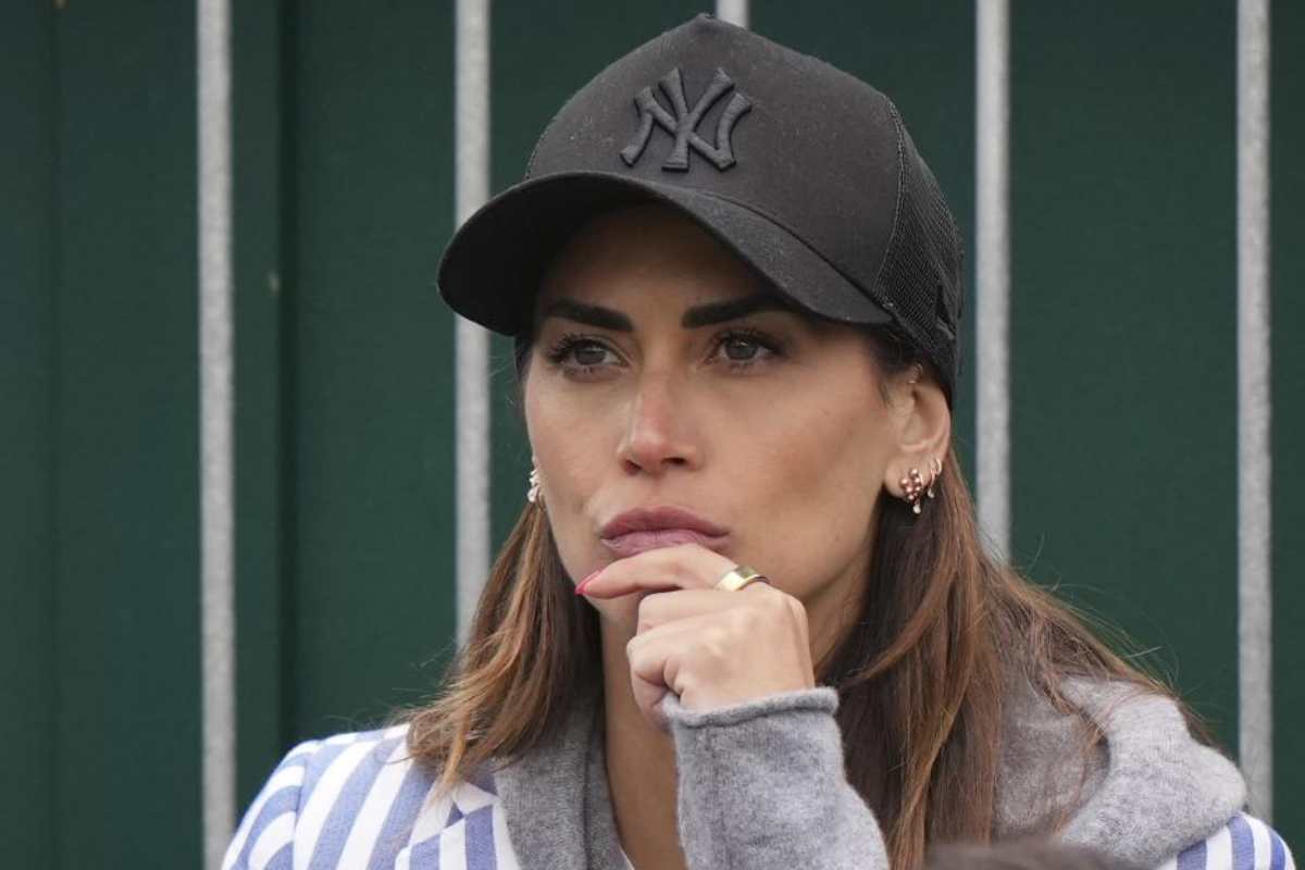 Melissa Satta lo fa mentre Berrettini gioca