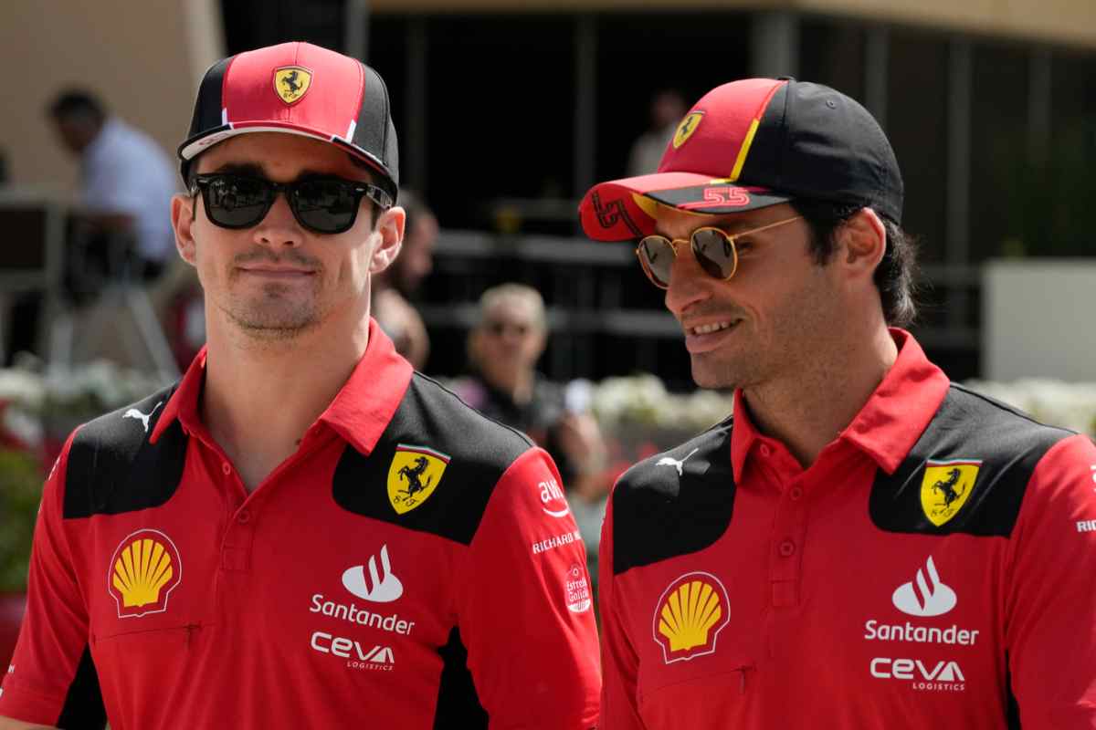 Ferrari, Vasseur fa chiarezza su Sainz e Leclerc