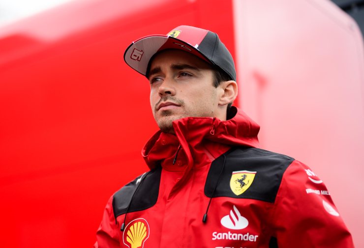 F1, Leclerc e una Ferrari da capire