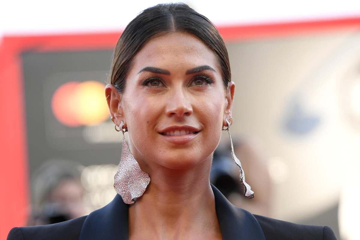 Melissa Satta lascia di stucco i social: scatto rovente