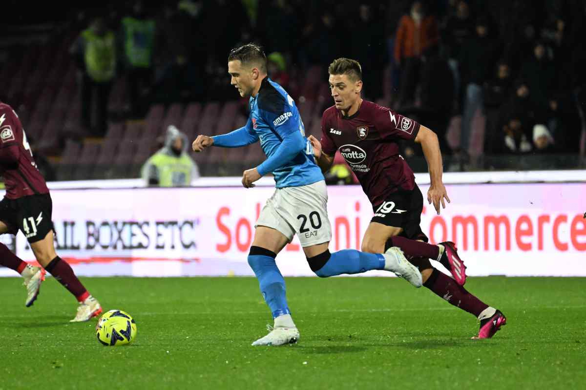 A Napoli c'è un nuovo idolo: Zielinski commuove i tifosi