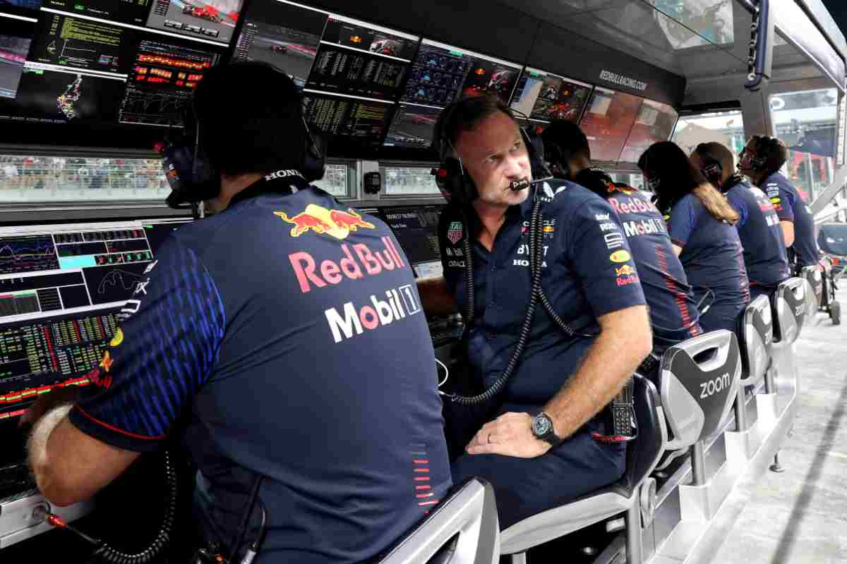 Horner via dalla Red Bull