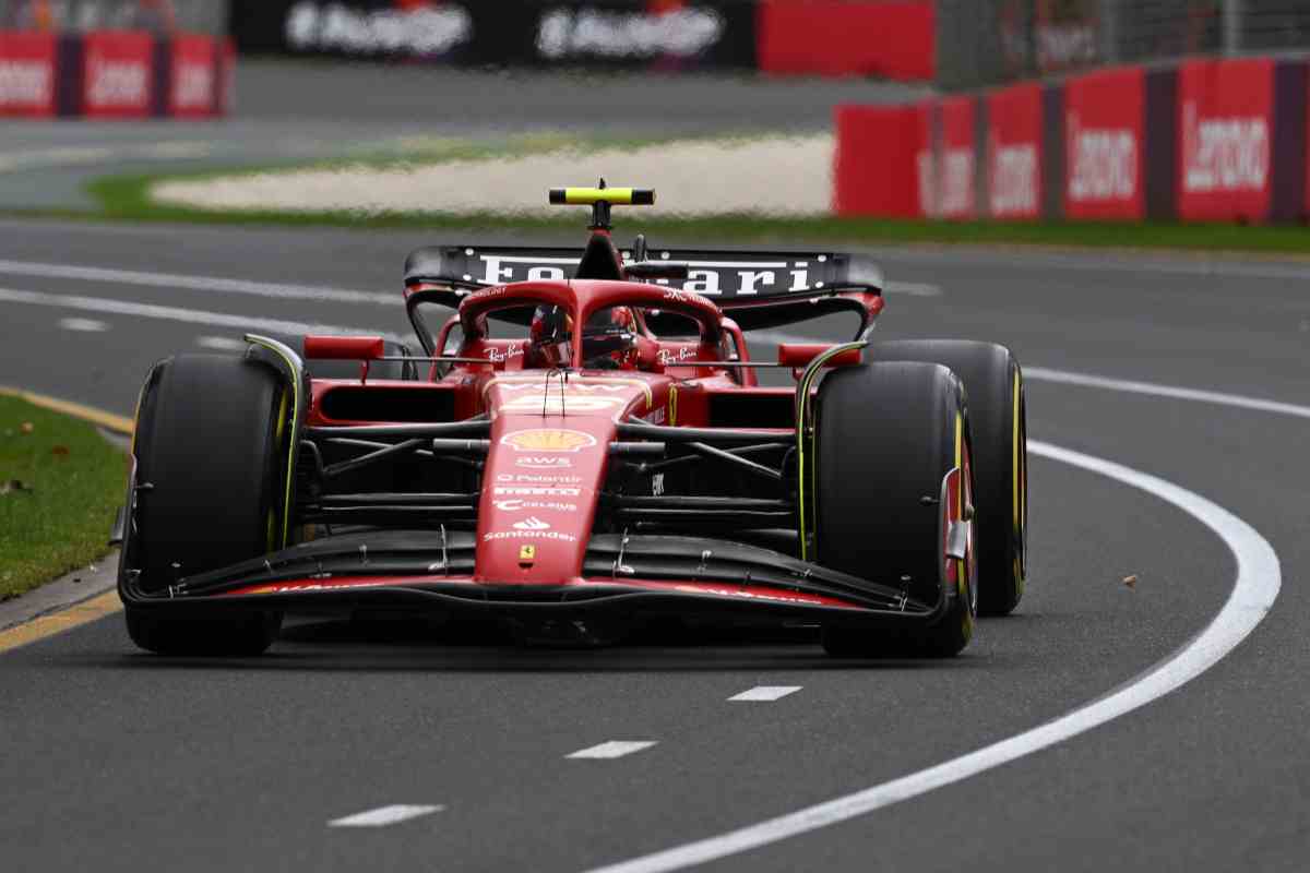La Ferrari celebra la grandezza di Sainz