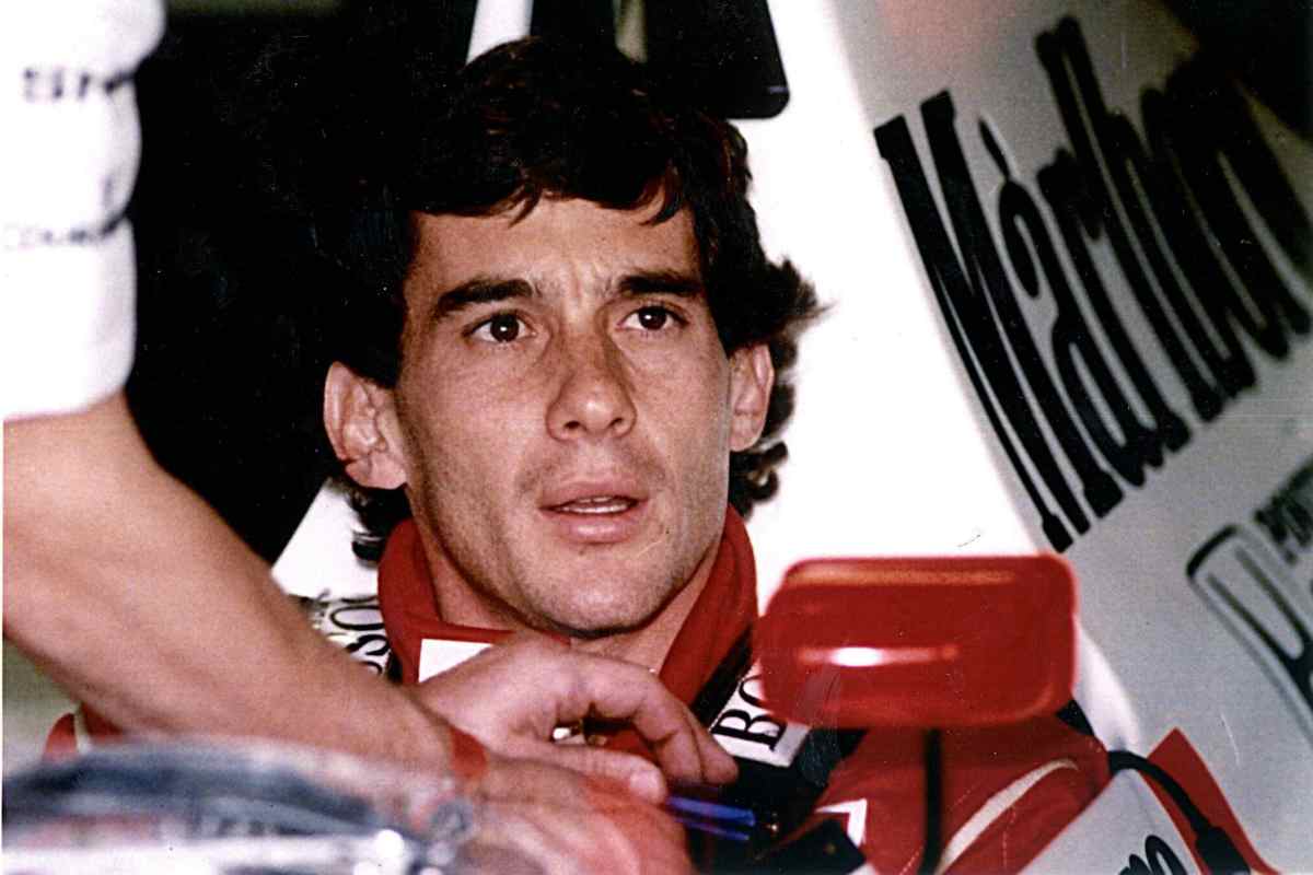 Ayrton Senna omaggio social McLaren foto tempi