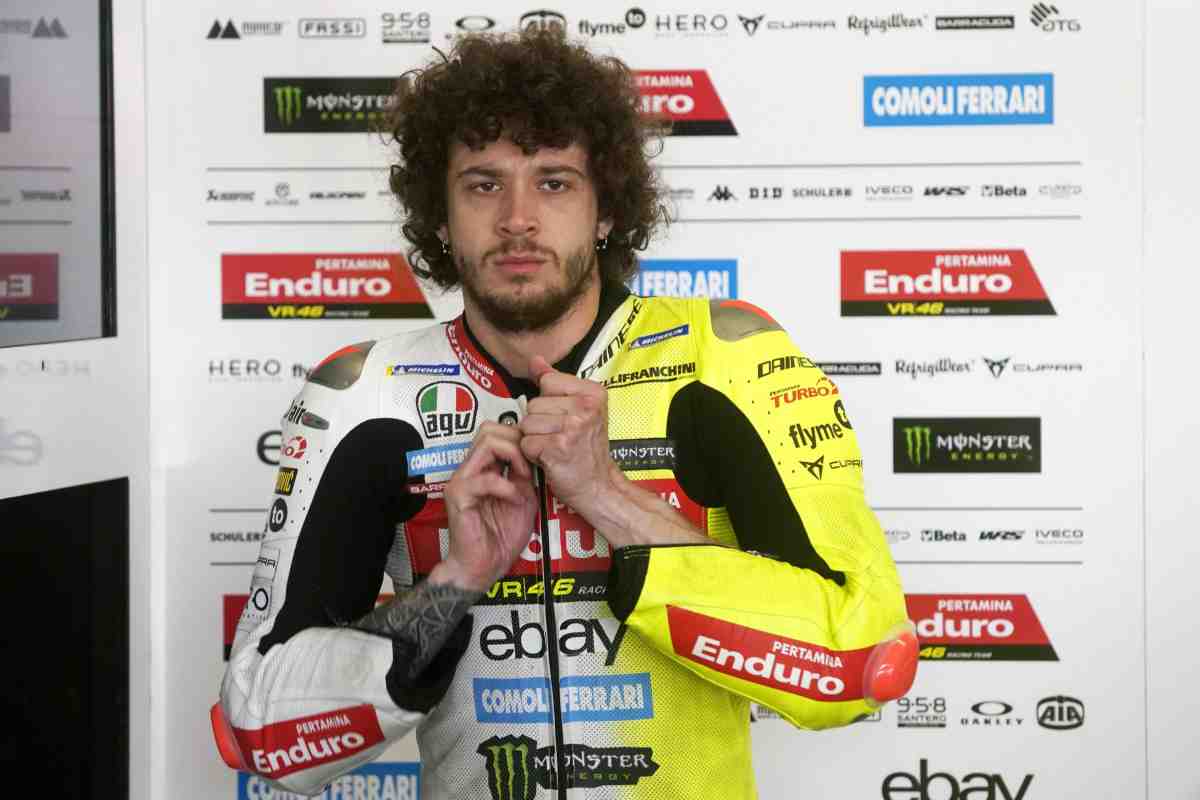 Addio improvviso di Bezzecchi: Rossi spiazzato