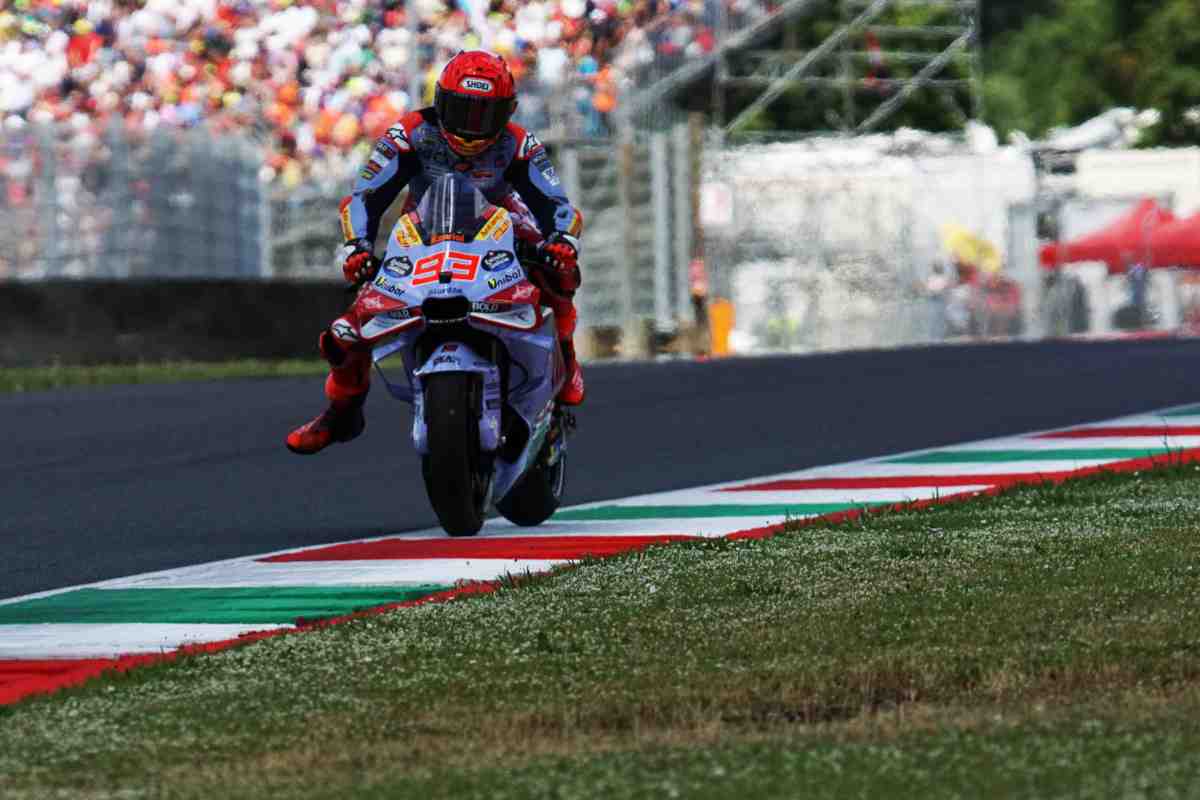 Rossi-Ducati, caos a causa di Marquez