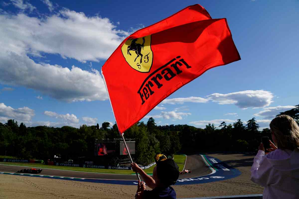 Ferrari splendida notizia striscione ritrovato
