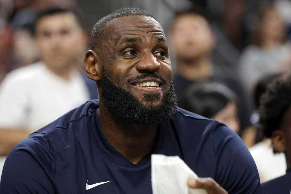 Brutte notizie per LeBron James 