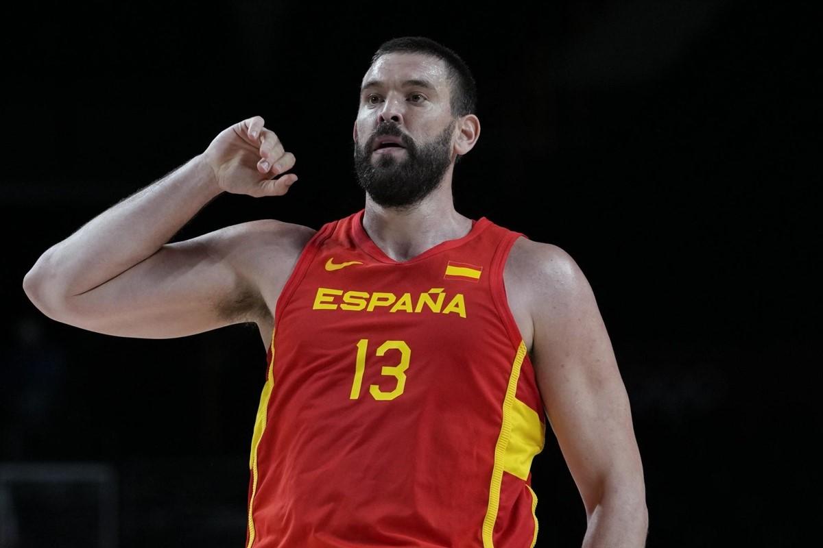 Gasol dal basket al calcio Barcellona