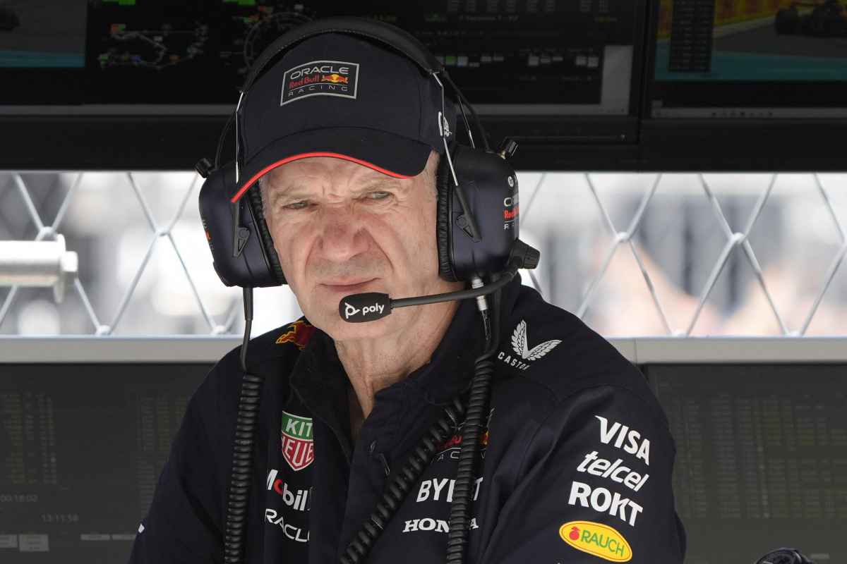 annuncio a sorpresa Newey