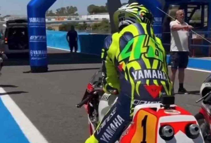 Rossi protagonista all'evento Yamaha