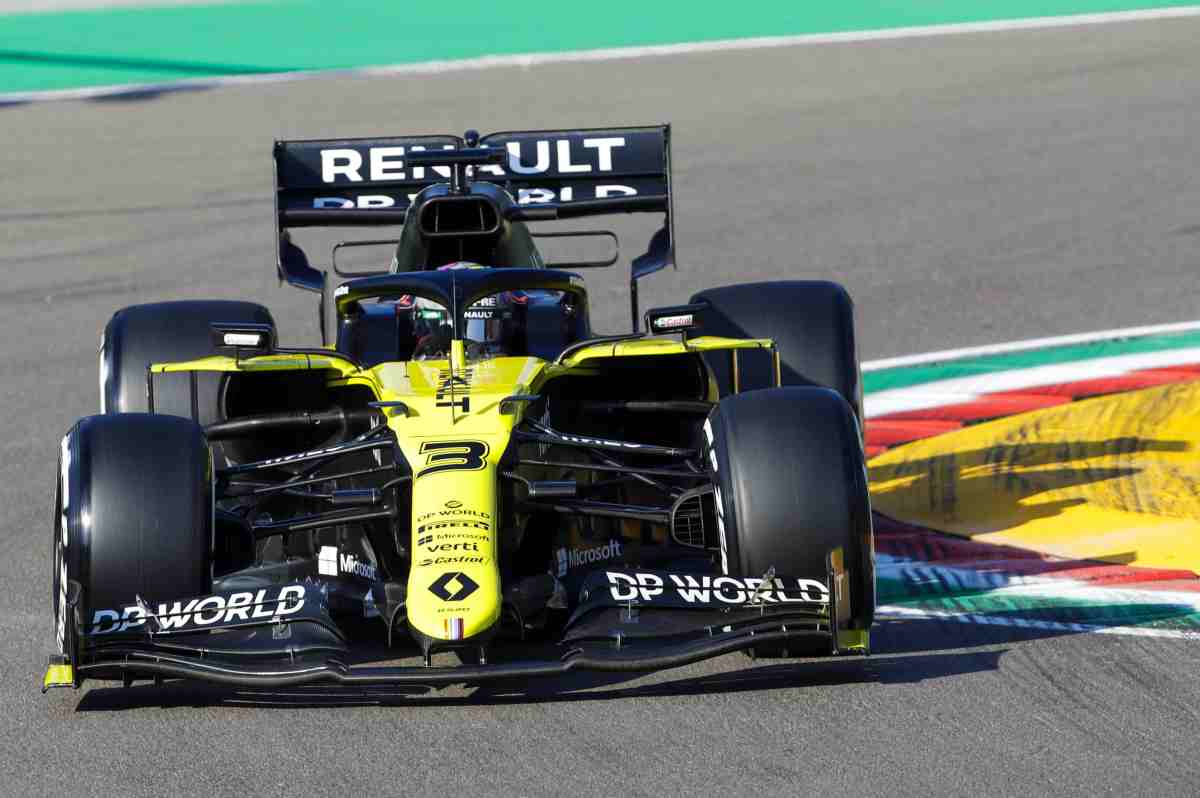 Renault dice addio alla F1