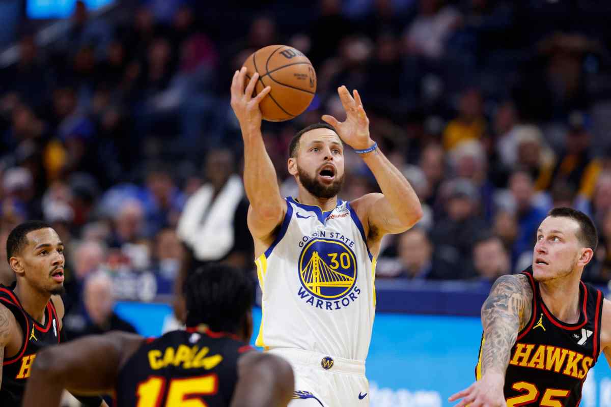 Stephen Curry chiama l'amico ai Warriors