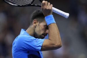 Salta la partita con Djokovic