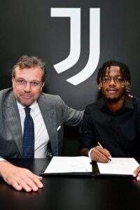 Mbangula rinnova con la Juventus