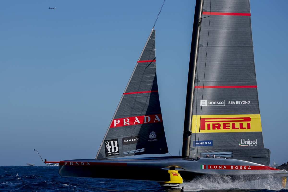 Luna Rossa, il rito scaramantico prima di ogni regata: mai visto nulla di simile!