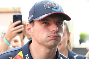 Max Verstappen suona la carica