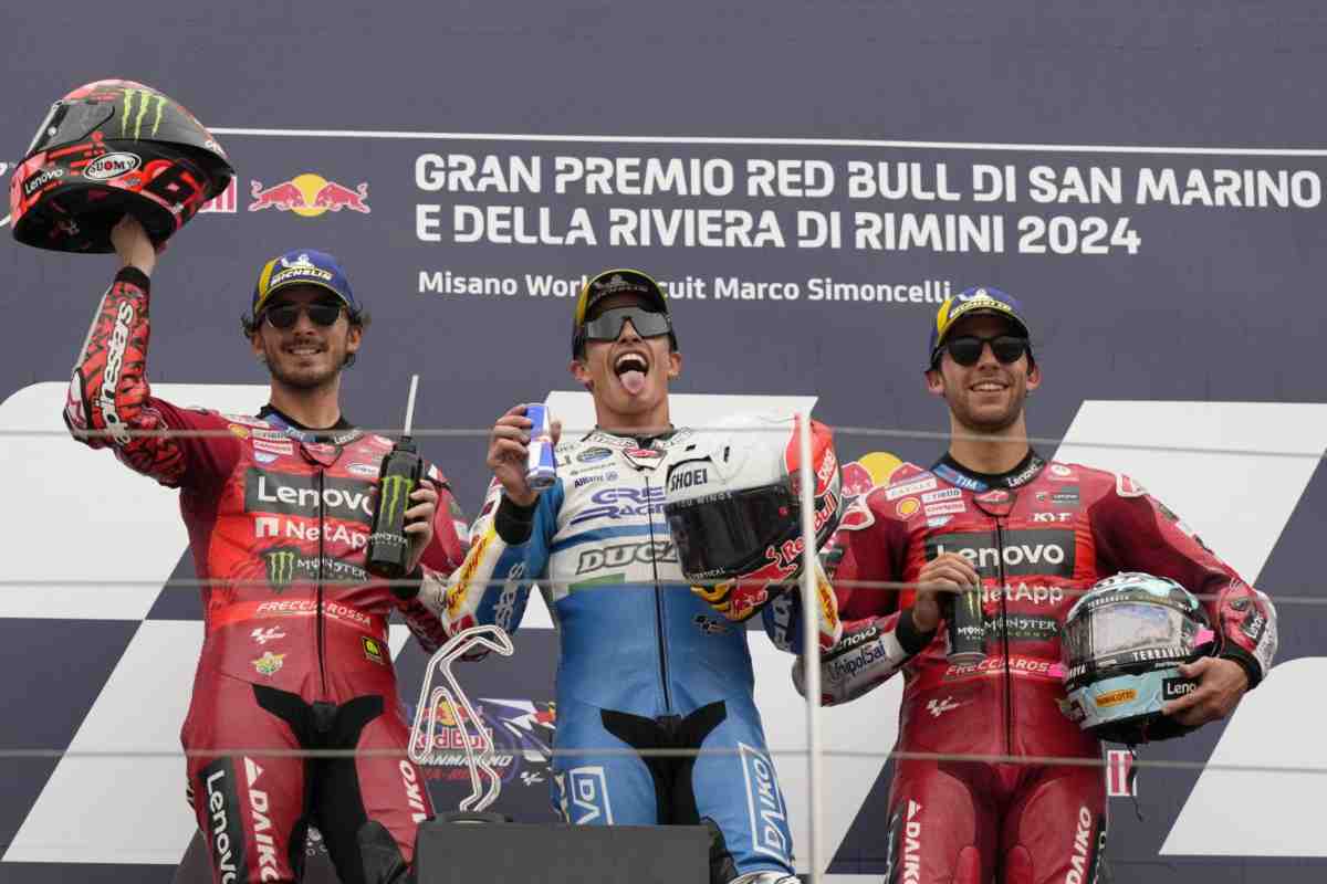 Pecco Bagnaia salva Marc Marquez dai fischi