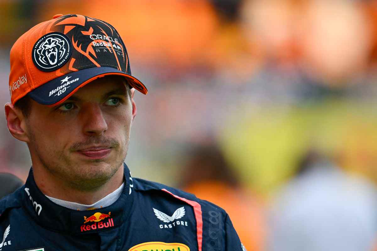 Verstappen spiazza tutti: decisione clamorosa