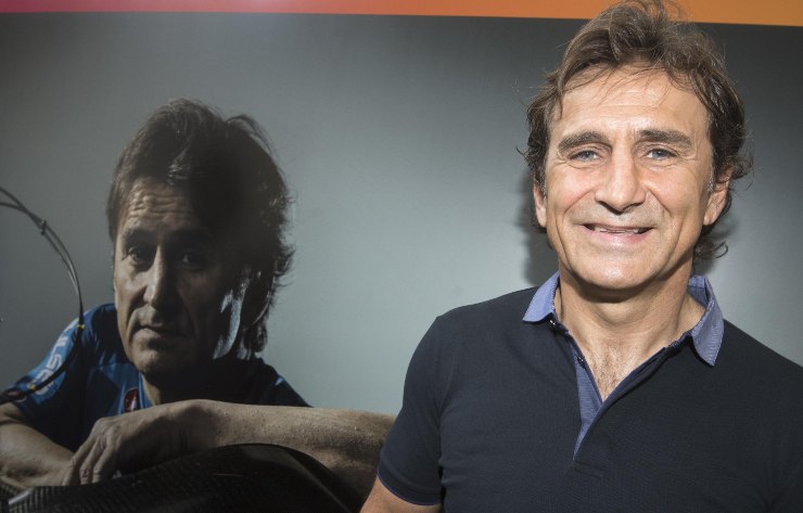 Alex Zanardi sorride