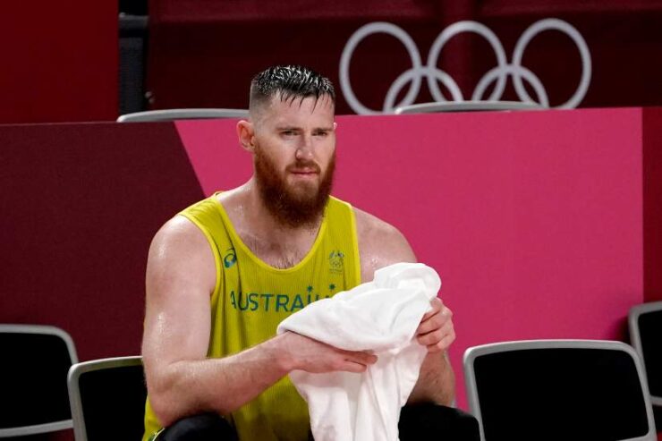 Baynes lascia il basket: l'australiano si ritira a 37 anni