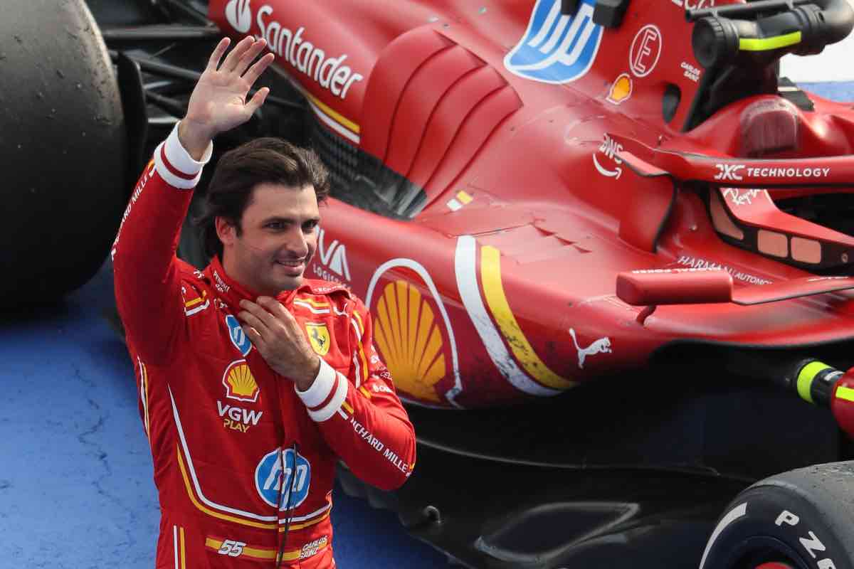 Carlos Sainz pilota Ferrari