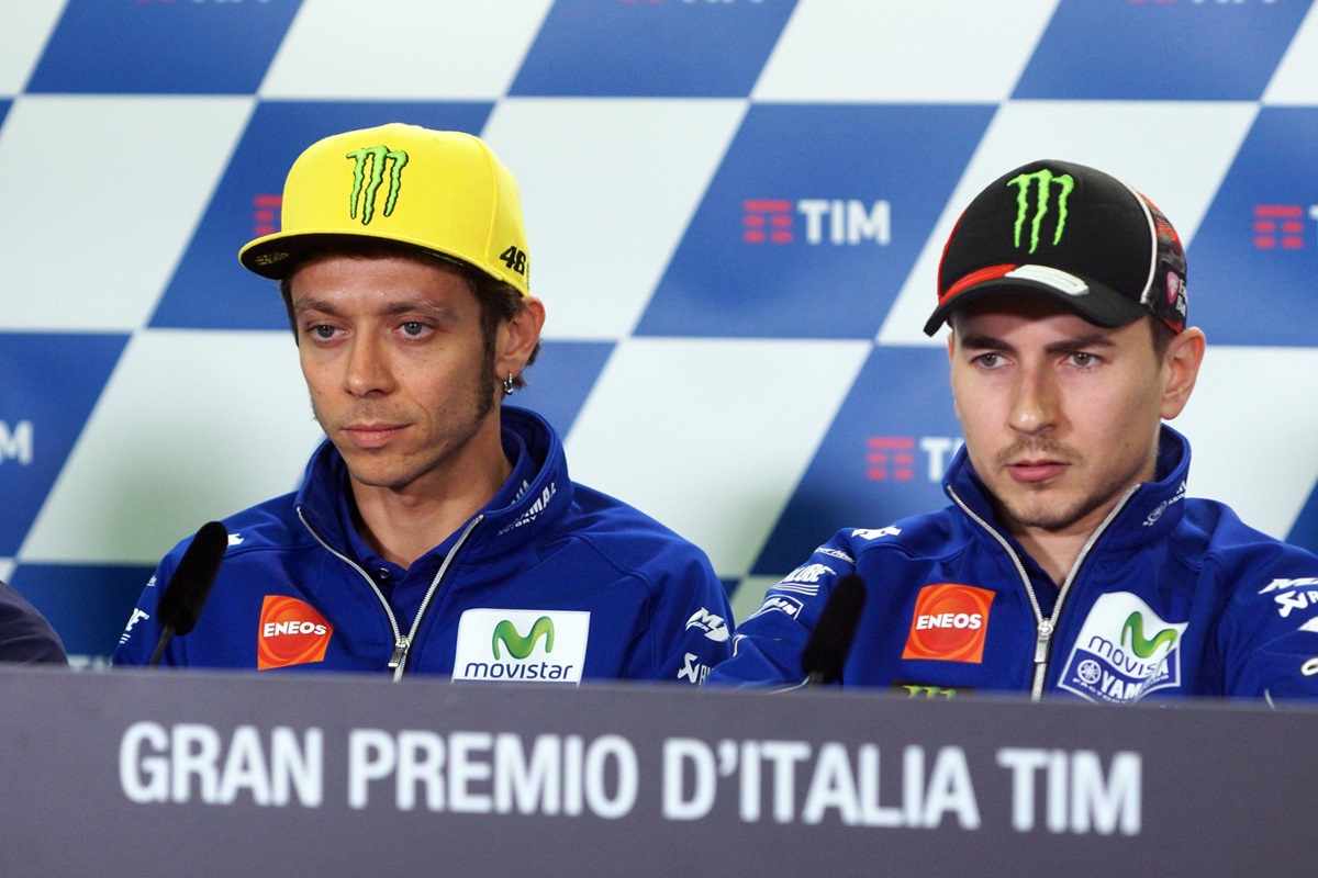 Jorge Lorenzo ricorda le sfide con Valentino Rossi e svela l'aneddoto 