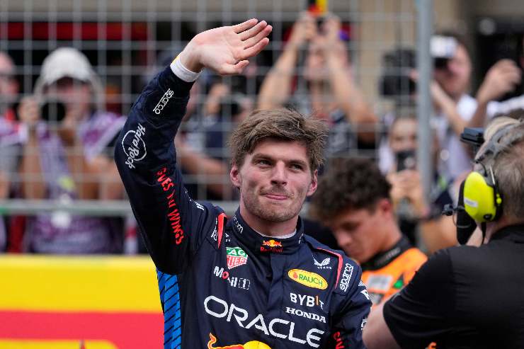 Verstappen gela la Red Bull: annuncio choc