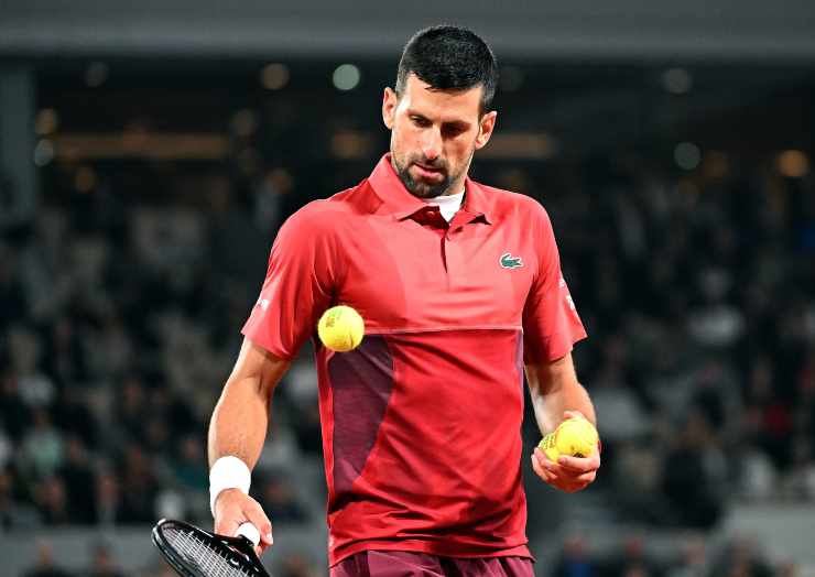 Djokovic sceglie le palline per il servizio