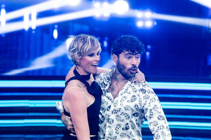 Federica Pellegrini e Angelo Madonia durante una esibizione 