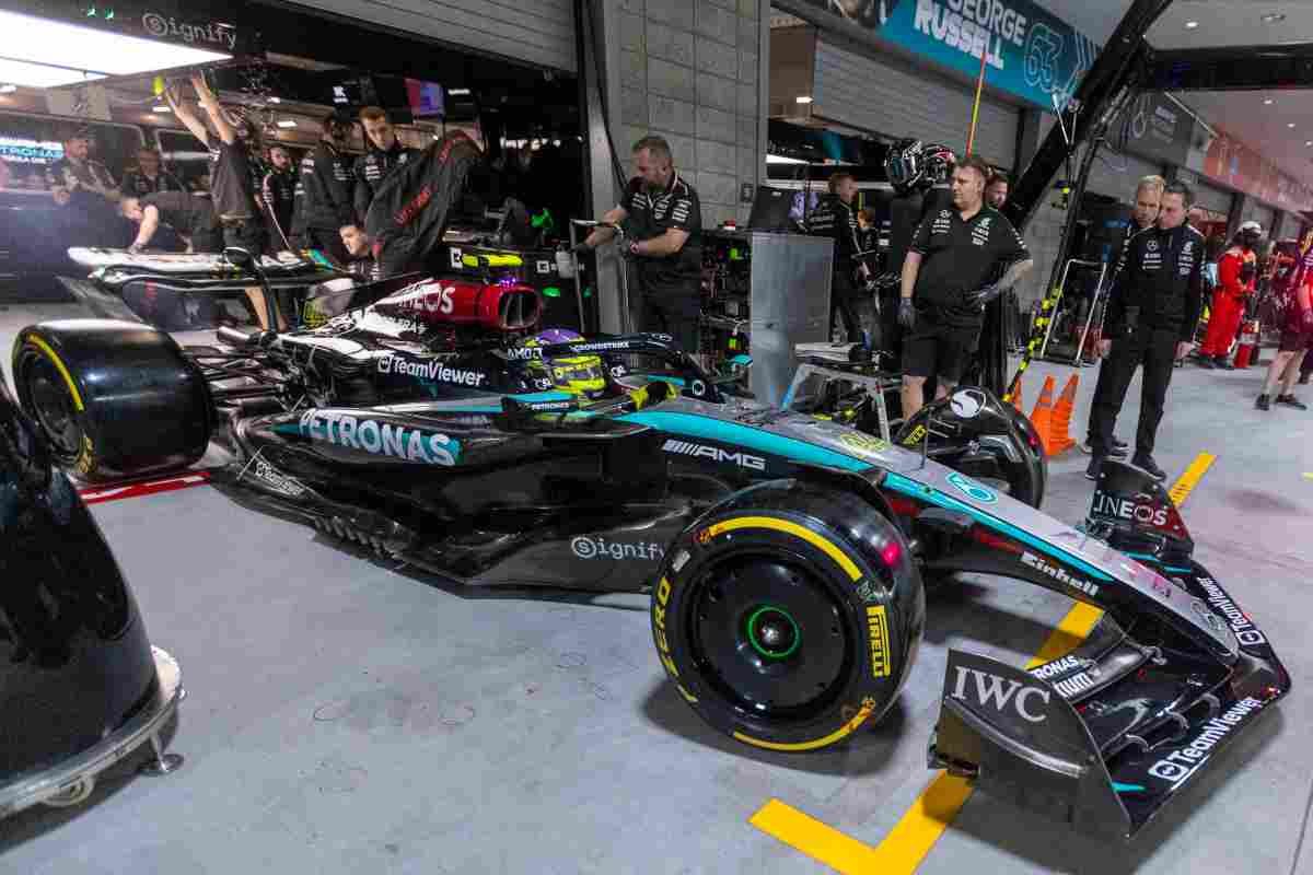 Hamilton a bordo della Mercedes