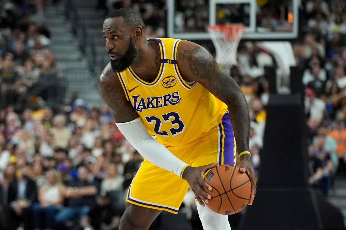 LeBron James Los Angeles Lakers