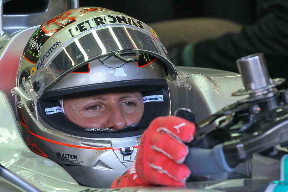 Michael Schumacher a bordo della Mercedes