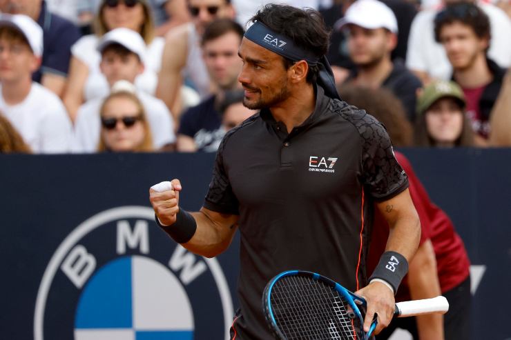 Fabio Fognini esulta con un pugno dopo un punto messo a segno