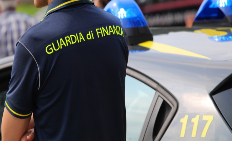 Guardia di Finanza agente