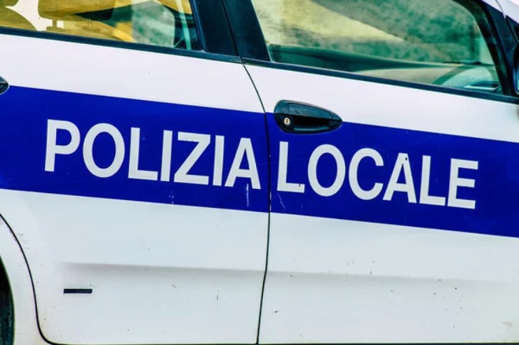 Volante della polizia locale (Depositphotos)