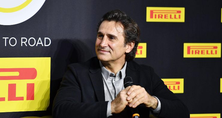 Primo piano di Alex Zanardi in conferenza stampa