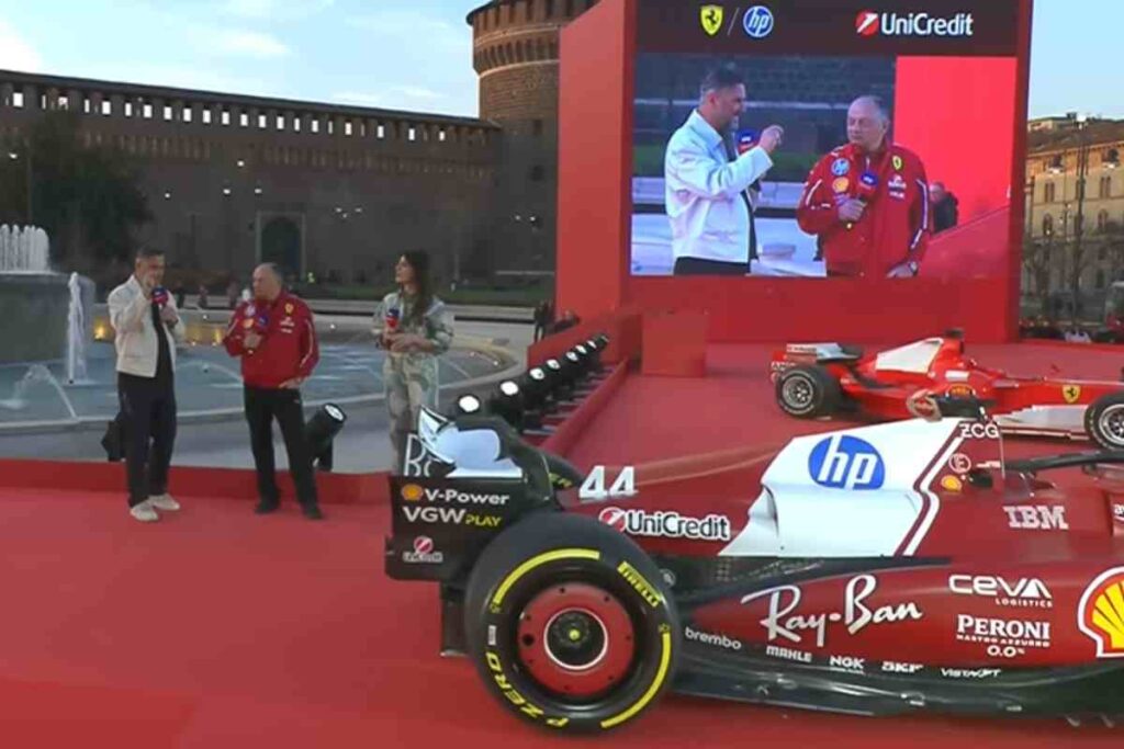 Presentazione Ferrari omaggio Schumacher