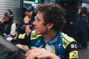 Valentino Rossi al box